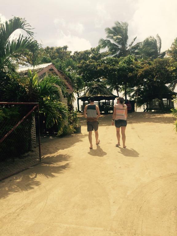 ホテルVacations Beach Fale Manase エクステリア 写真