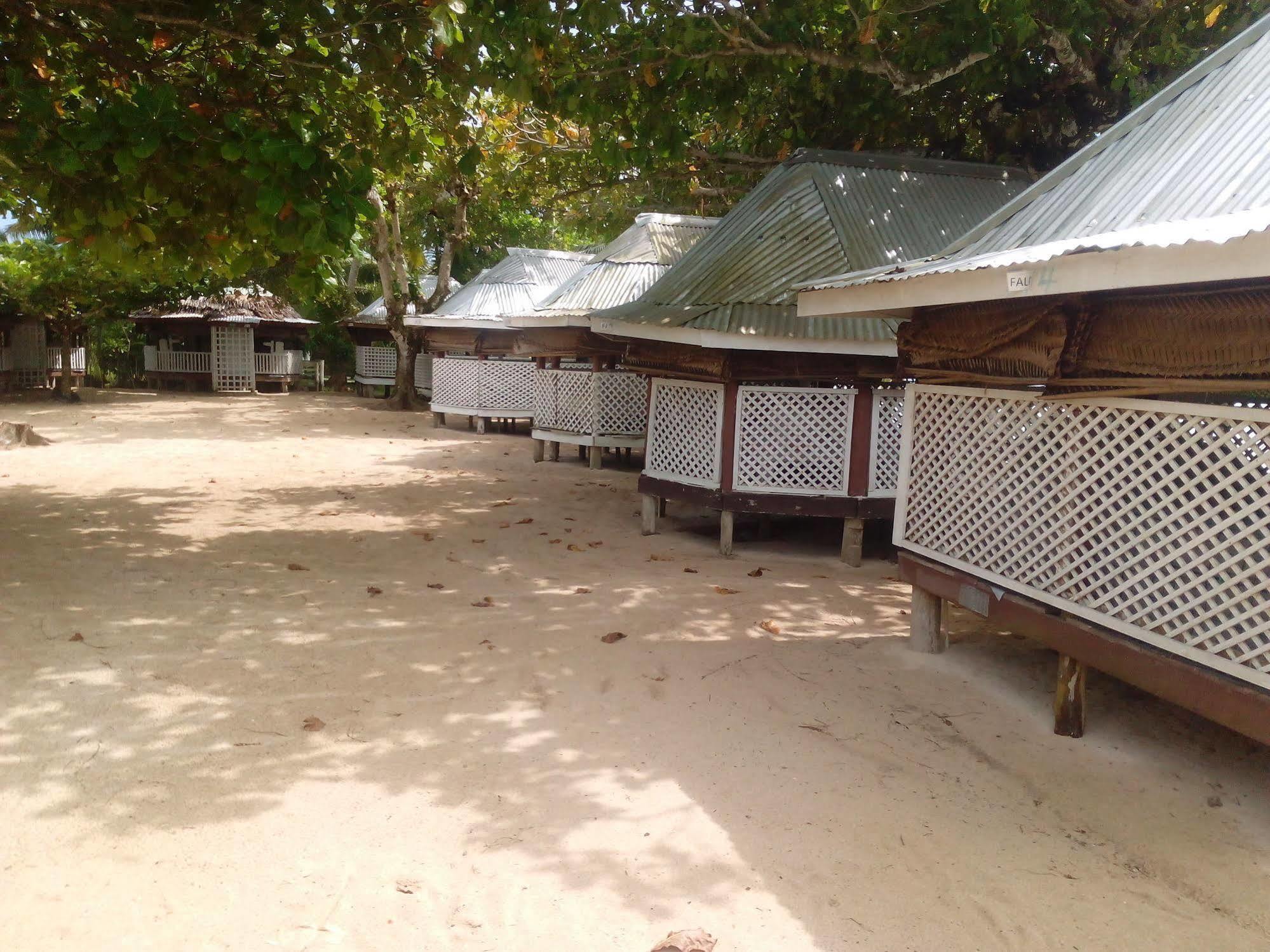 ホテルVacations Beach Fale Manase エクステリア 写真